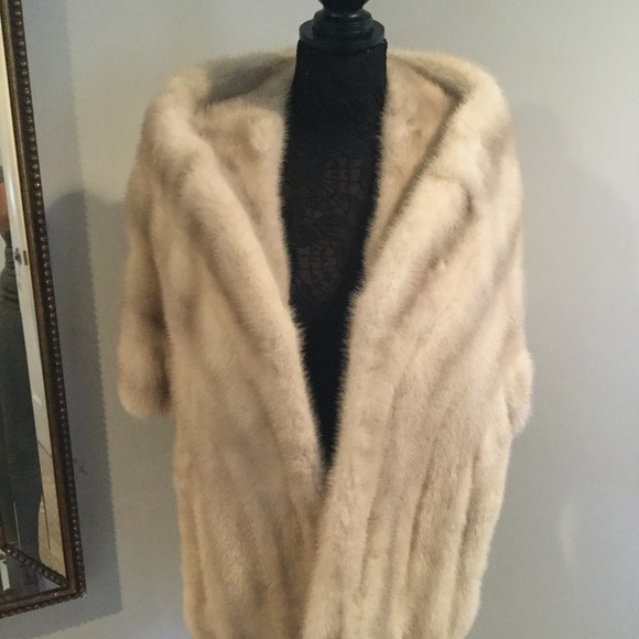 Accessories - **FALL SALE** Stunning Mink Wrap